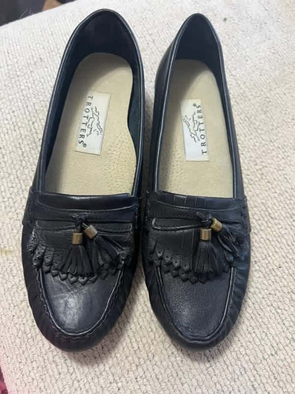 Vintage 90s Trotters Black Leather Tassel Loafers Sz 7